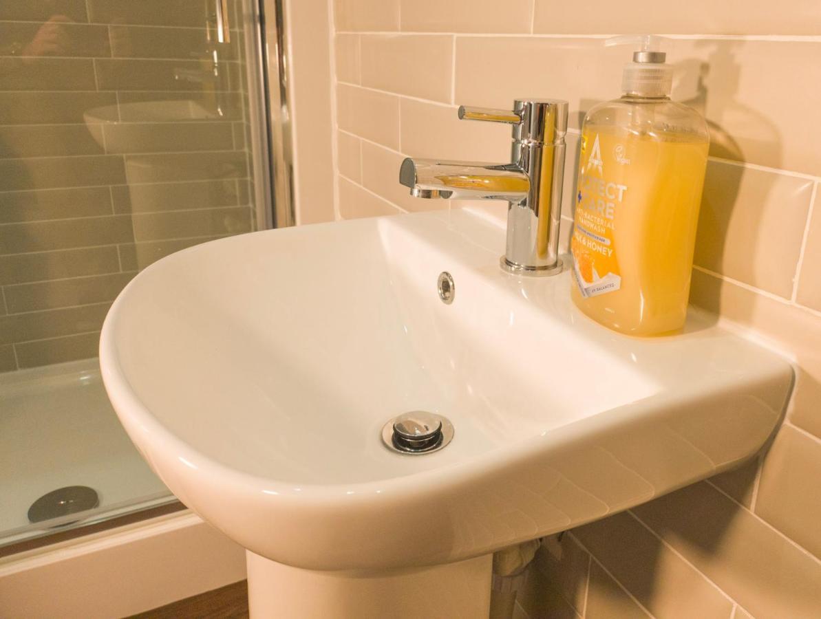 Principality Suites - Two Bed Apartment By Property Promise Cardiff Extérieur photo